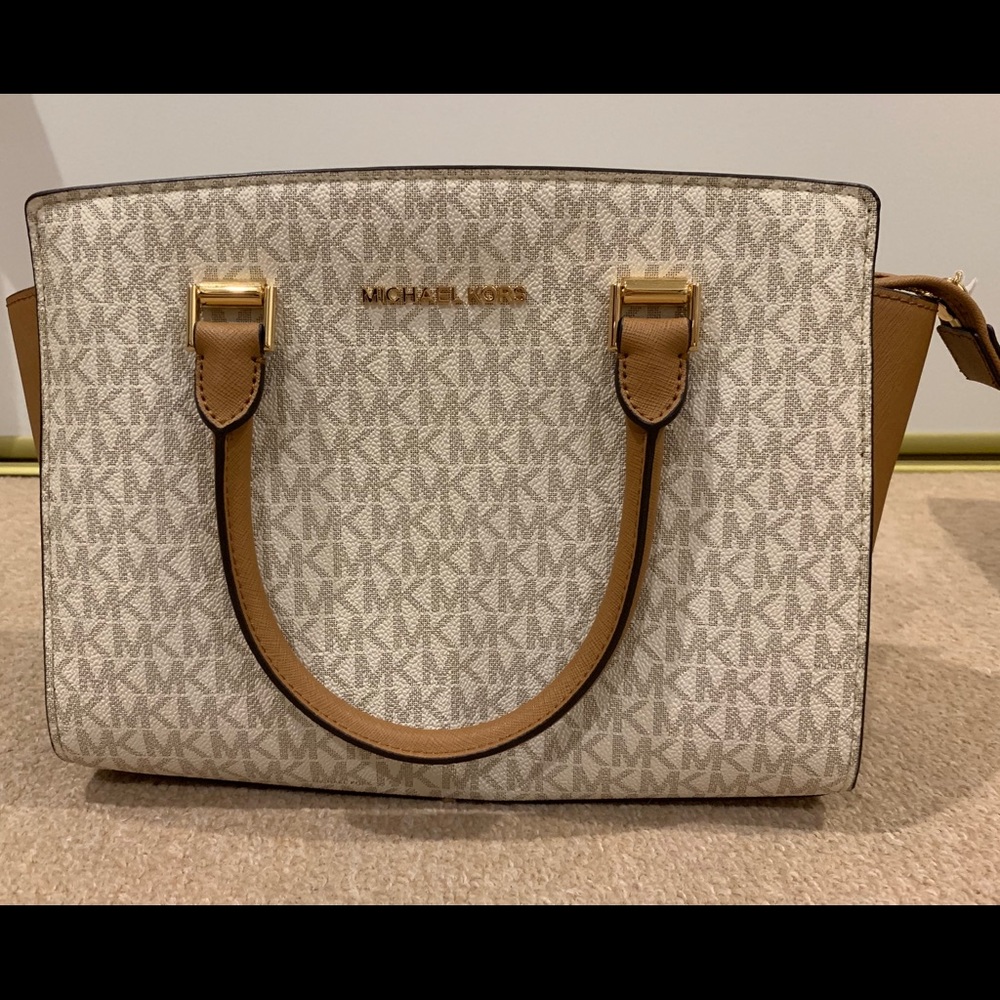 Michael Kors bag